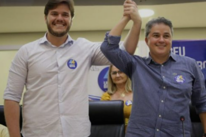 Política
